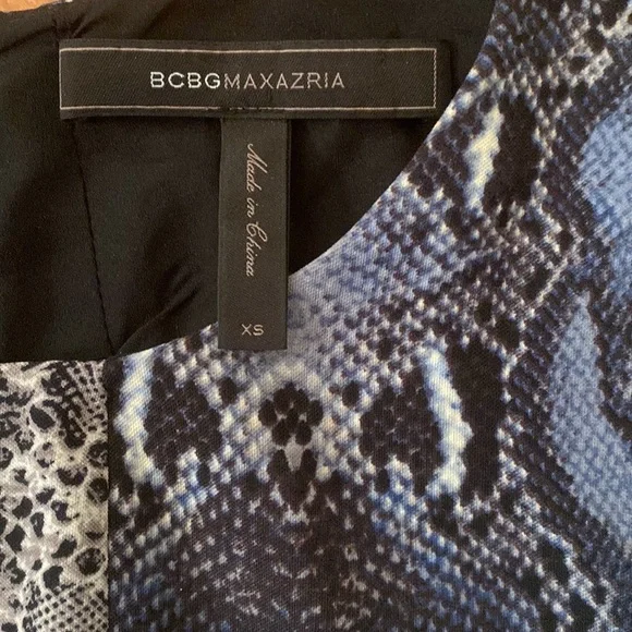 BCBGMaxazria Chole Dress Size Xsmall Snake Skin Blue Black & Green BCBG - Picture 5 of 6